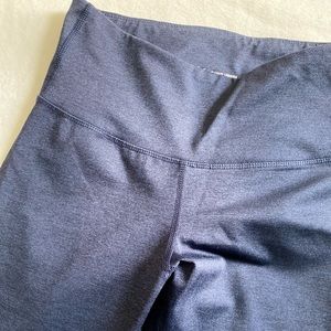 Old Navy Active Navy Leggings